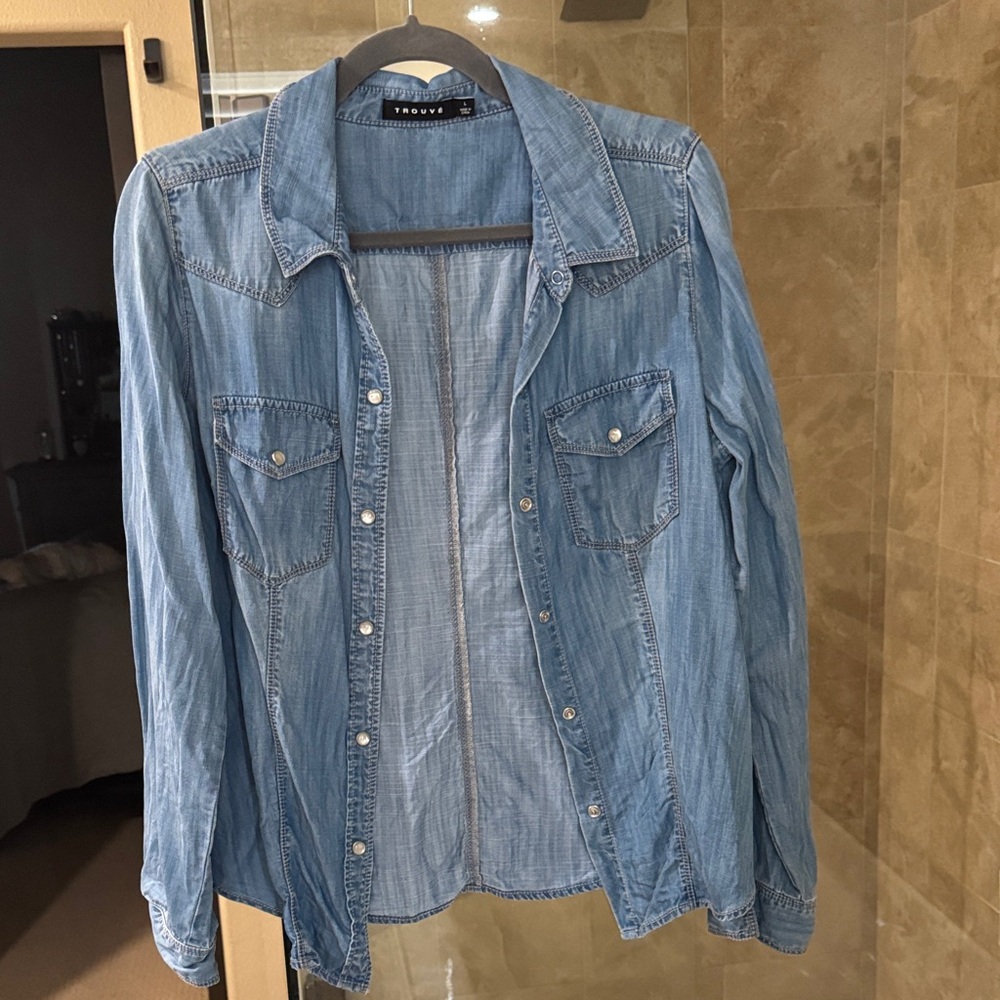 Trouve Light Blue Denim Top